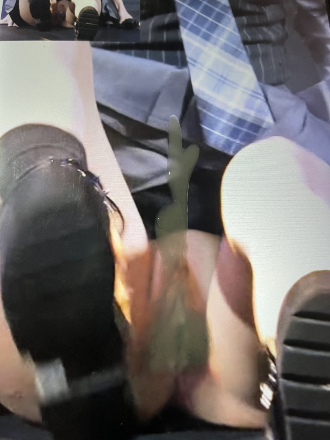 OH MY GIRL Yubin my wife forgot wear pants on the stage #5MpDhIhN