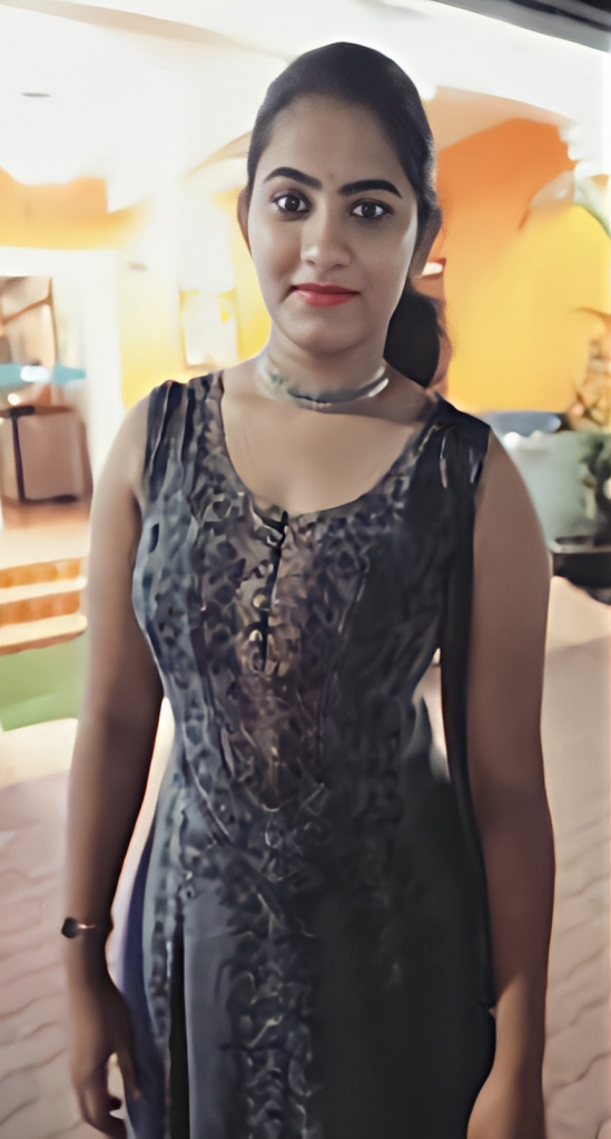 SLutty Indian babe Madhuri Lanja seeks cum! #GVPwZi8n