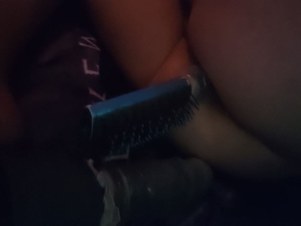 Kik whore shakes from hornyness while I use her #SrXF3lj2