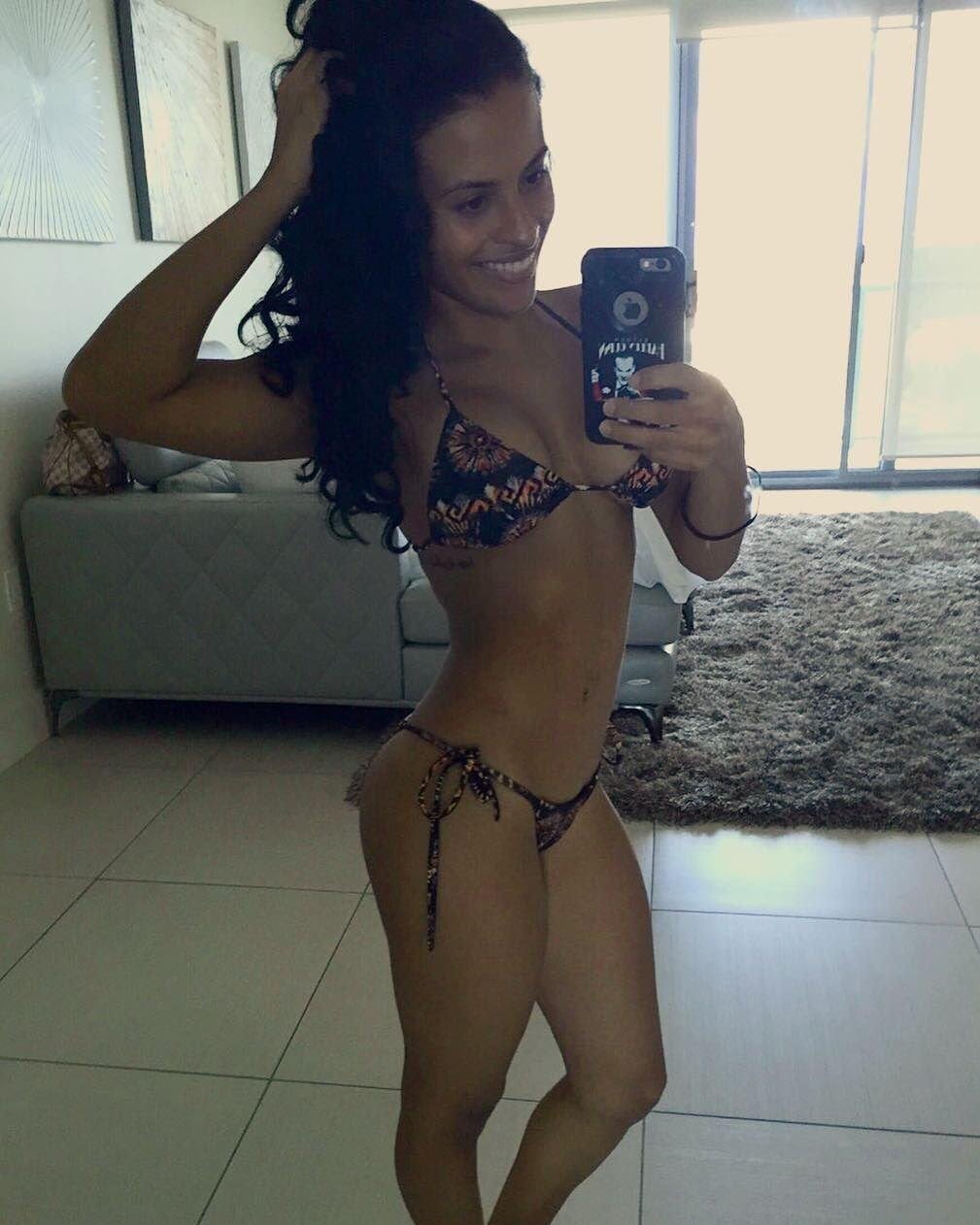 Zelina Vega #EE6CwKcF