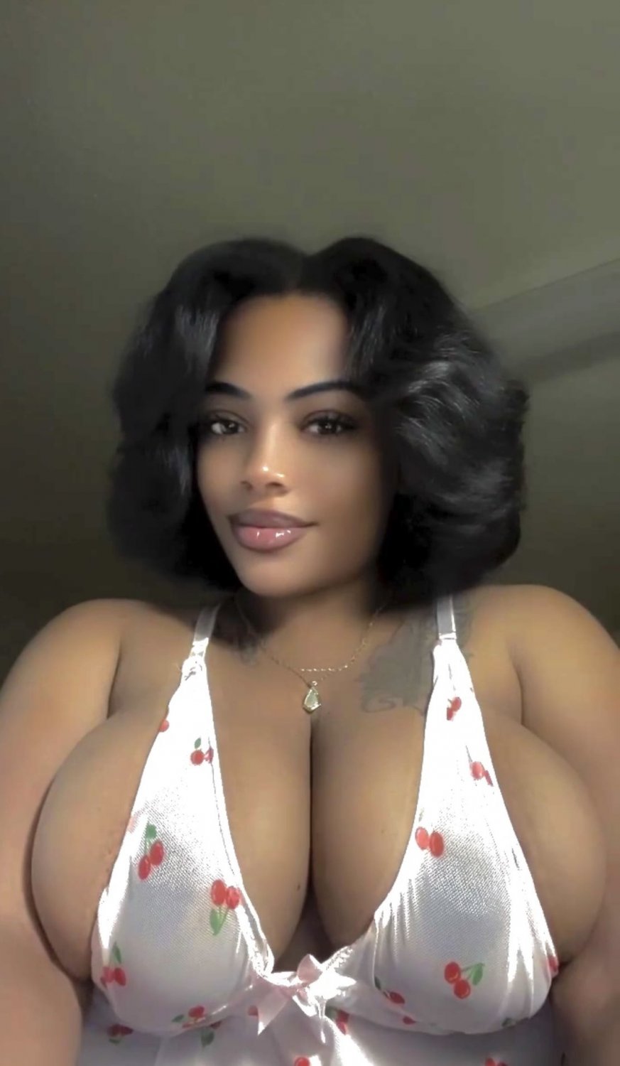 Gs6_km9XsAEhj7f #GFP7Euio